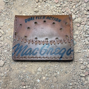 Cartera de cuero recuperado con forma de guante de béisbol de Joe Morgan