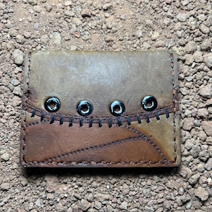 Cartera con guante de béisbol de cuero recuperado