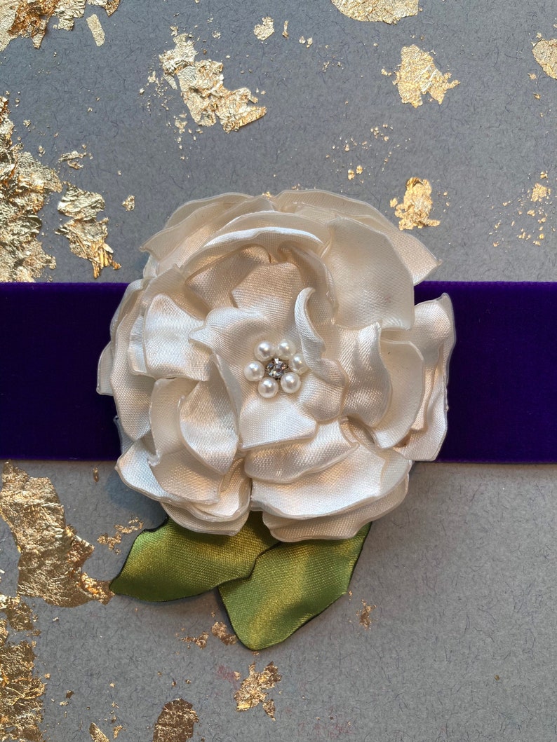 Deep purple velvet choker with cream satin rose image 2