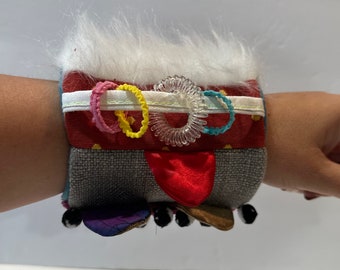 Fidget Sensory Twiddle Wrist Cuff Alzheimer&#39;s, Autism, Dementia, Special Needs, Senior Care, ADHD