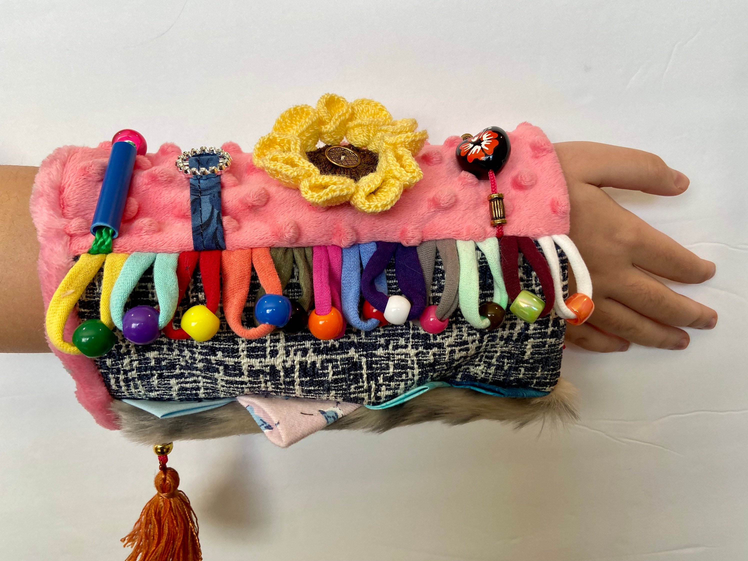 20 Fidget Blankets for Autism, ADHD, Alzheimer's, and Sensory Needs