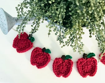 Crochet Apple Garland, Red, Teacher Gift, Classroom Decor
