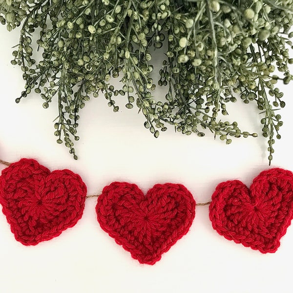 Heart Garland, Crochet Red Heart Banner, Pink Heart Garland, Crochet White Heart String, Valentine's Day Decor, Valentine's Day Garland