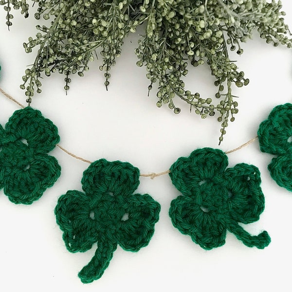 Green Shamrock St. Patrick's Day Garland, Green Clover Garland, Farmhouse St. Patrick's Day Decor, Crochet Clovers, Luck of the Irish