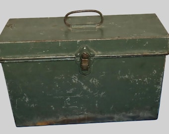 3650 tackle box size Plano StowAway Utility Tackle Box - 4pk - Clear