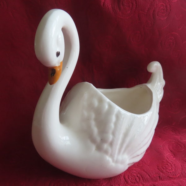 Vintage Swan Ceramic Centerpiece/Vase