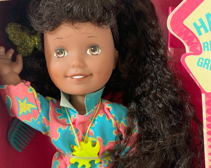 poupée dolly surprise