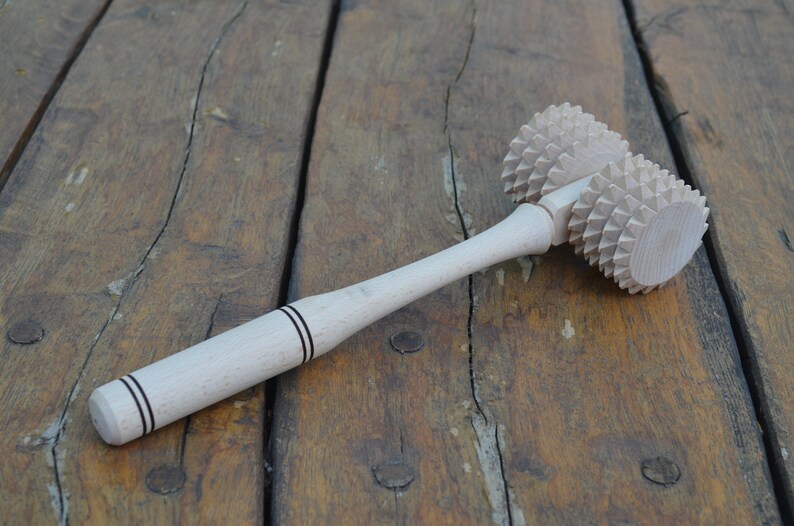 Wooden Massager Hedgehog Woodened Image 0