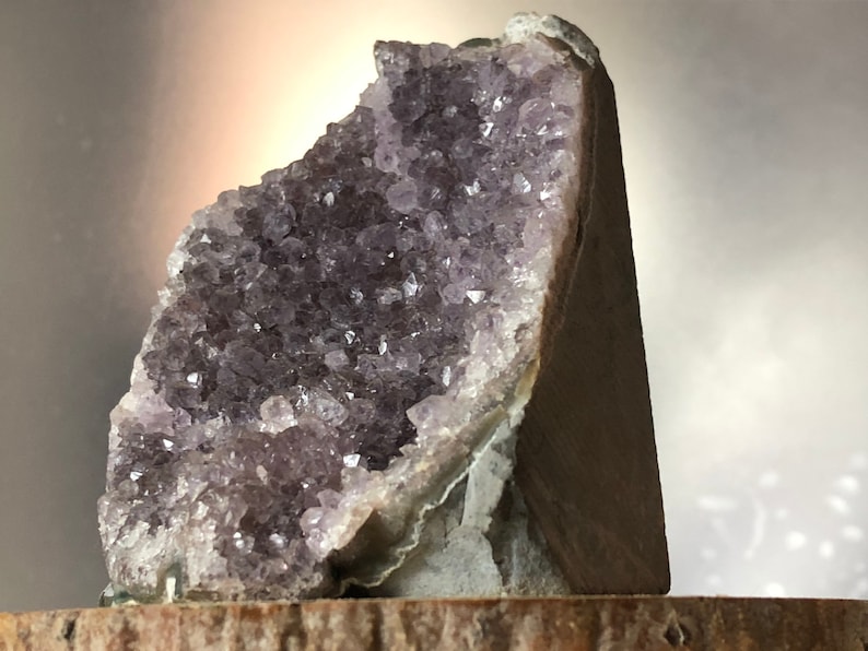 Amethyst geode 125g