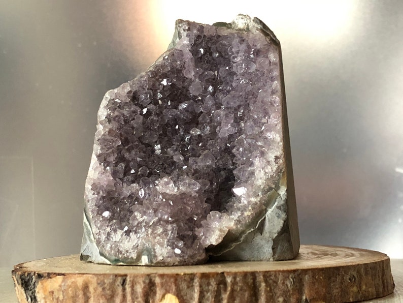 Amethyst geode 125g