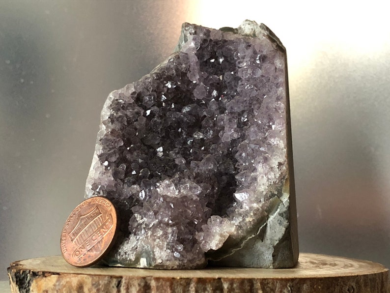 Amethyst geode 125g