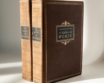 A Gallery of Women Bookset, 2 Volumes