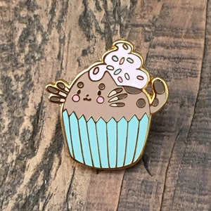 Cat Cupcake Pin