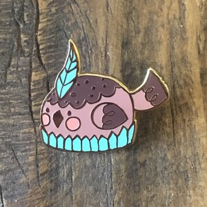 Bird Bonbon Pin