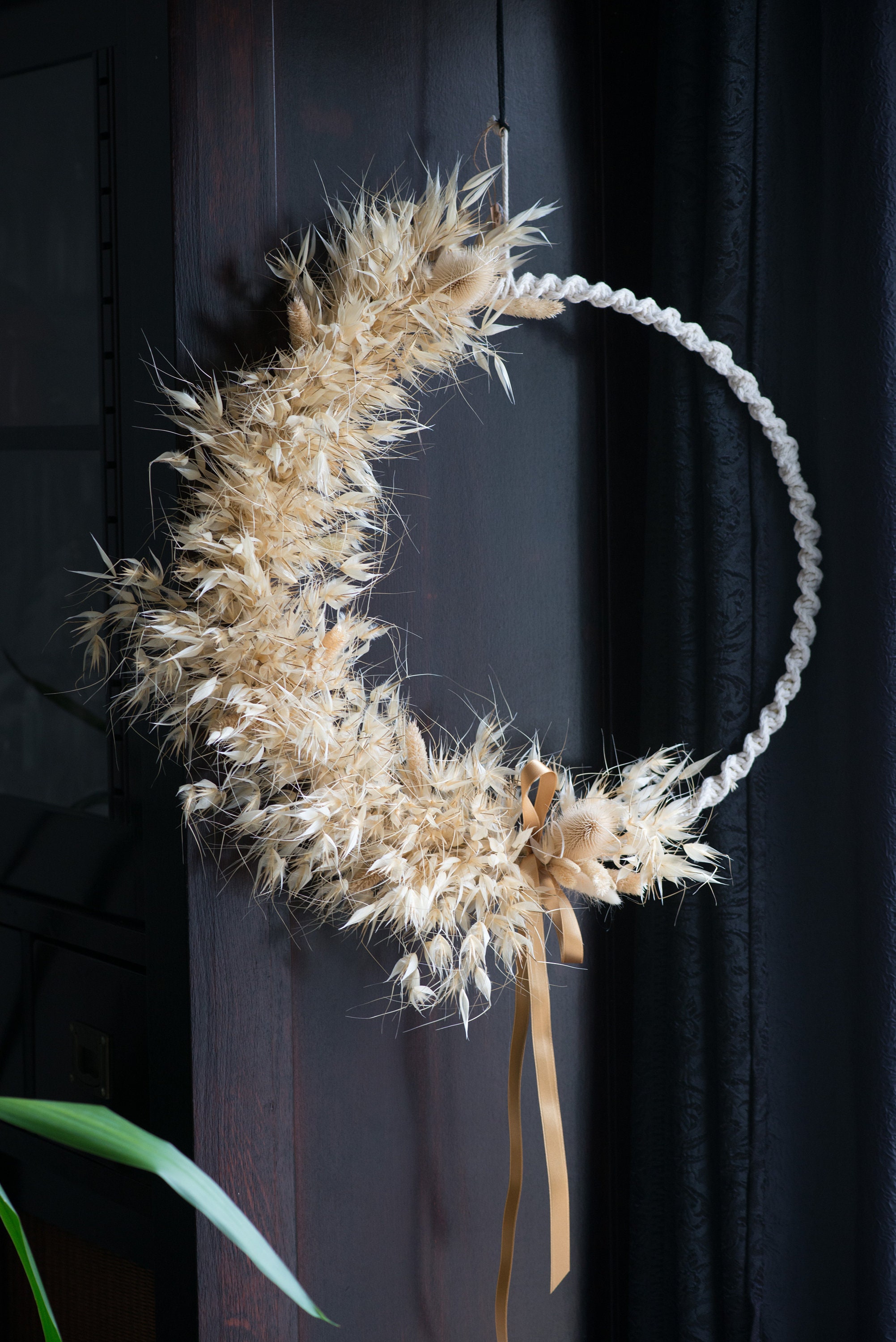Couronne Fleurs Séchées, Macramé, Macramé et Séchées, Déco Bohème, Décoration d'intérieur