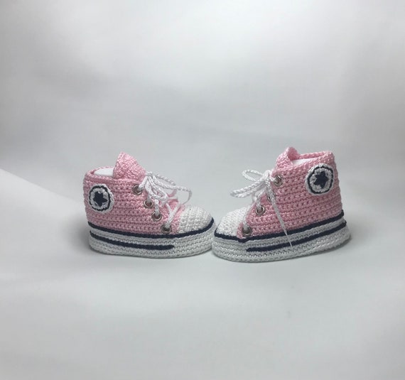 Converse bebé hechas a mano y personalizadas con el nombre. | Etsy España