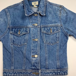 Vintage 90s Gap Retro Denim Jean Jacket image 2