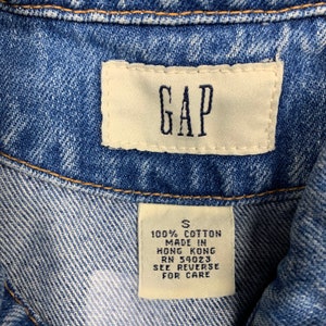 Vintage 90s Gap Retro Denim Jean Jacket image 3