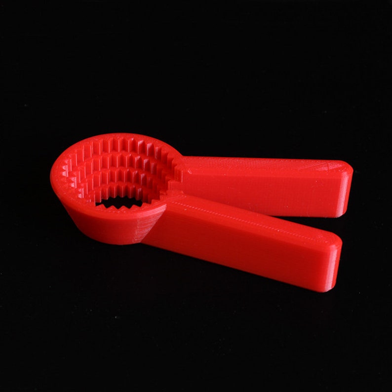 Screw Top Bottle Opener Kitchen Aid for the Elderly or Arthritis Sufferers Lightweight & Easy To Use Red