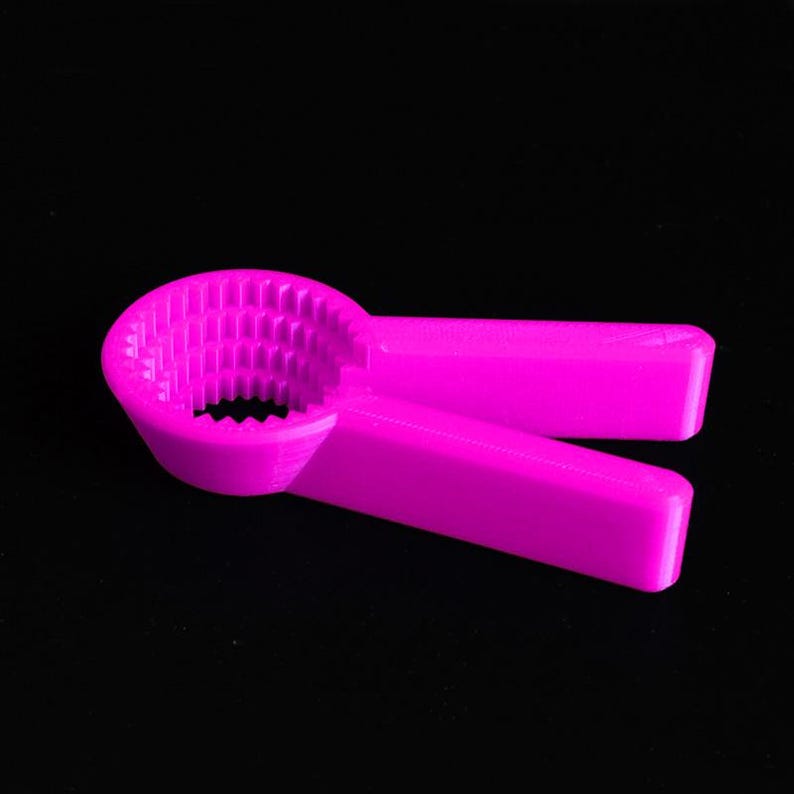 Screw Top Bottle Opener Kitchen Aid for the Elderly or Arthritis Sufferers Lightweight & Easy To Use Pink