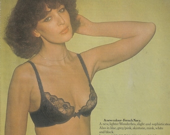 1976 GOSSARD WONDERBRA Magazine Advert -  Canada