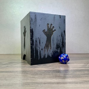 Zombie / Graveyard Commander size 100 Card Hand-finished Deck Box