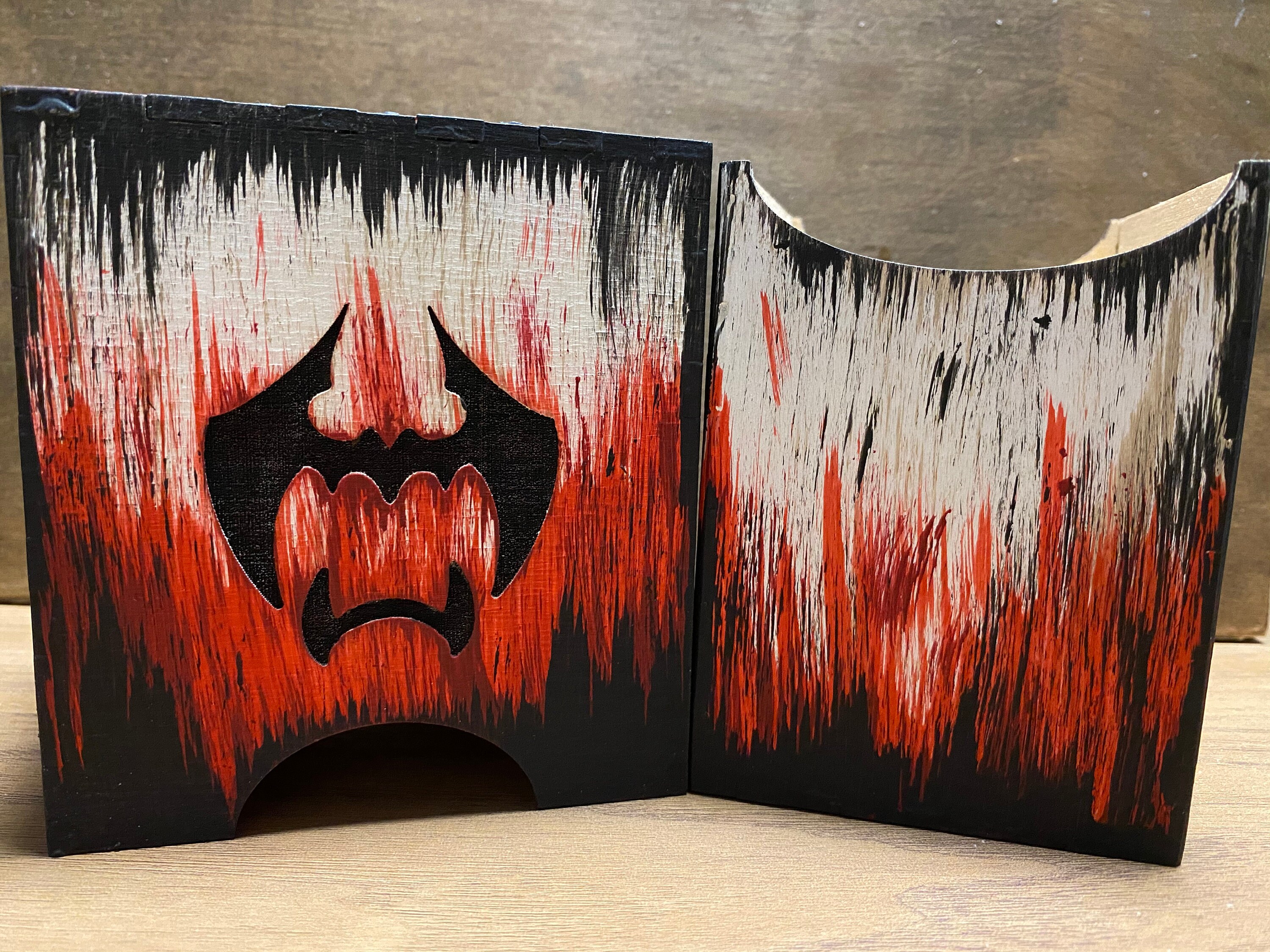 Coffin Deck Box - Commander/EDH (Fits 100 Sleeved Cards) - Vampire /  Halloween TCG Deck Holder