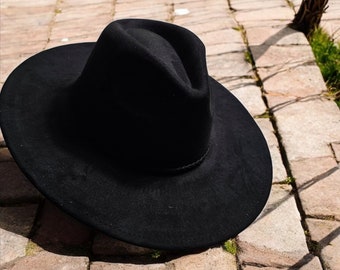 large brim fedora black
