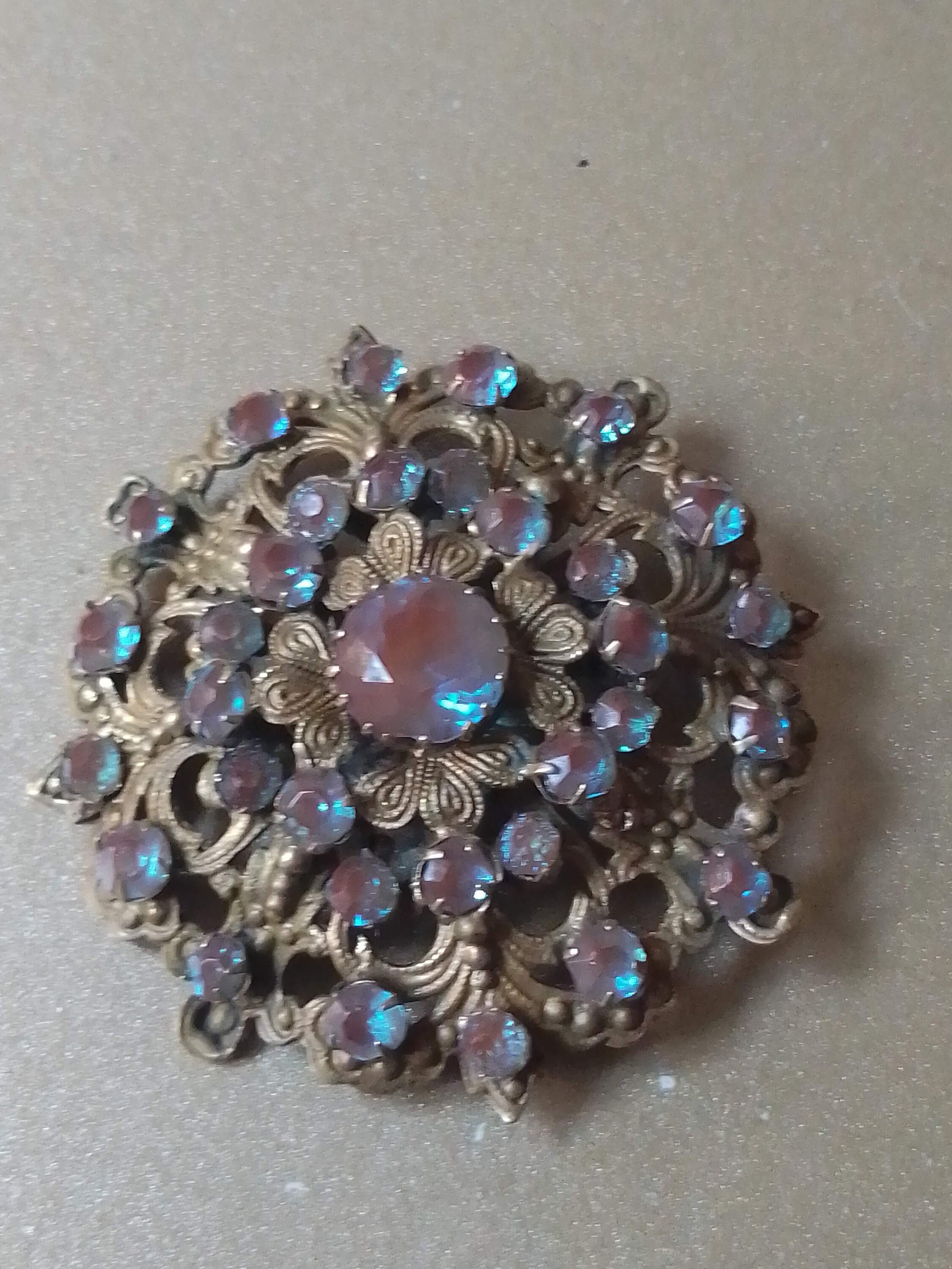 X Very Pretty English Victorian Brooch SAPHIRET Late Etsy