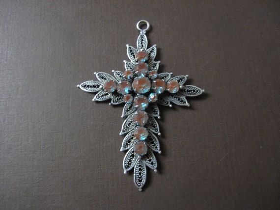 Large Silver Metal Filgree CROSS SAPHIRET Pendant… - image 1