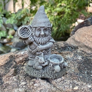 Handgefertigte Gartenzwerg Statue aus Beton