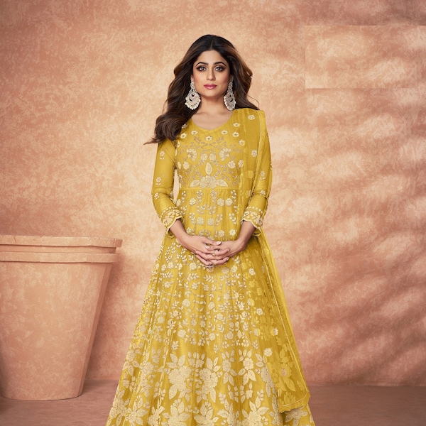 Wondrous Yellow Color Pakistani Designer Full Flared Anarkali Gown Suits Heavy Embroidery Work Wedding Reception Party Wear Anarkali Dresses