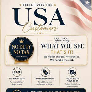 Pu&ograve; includere: Una grafica promozionale per Your Fashion Gallery con una bandiera degli Stati Uniti sullo sfondo. Il testo include EXCLUSIVELY FOR USA CUSTOMERS, NO DUTY NO TAX, YOU PAY WHAT YOU SEE THAT'S IT, NO HIDDEN CHARGES e WE COVER ALL DUTIES & TAXES.