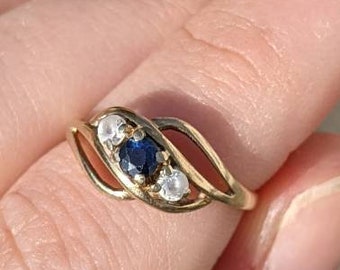Vintage Sapphire and Diamond Twist Ring | Size 5 / J 1/4 / 49 | Resizing & Layaway Available