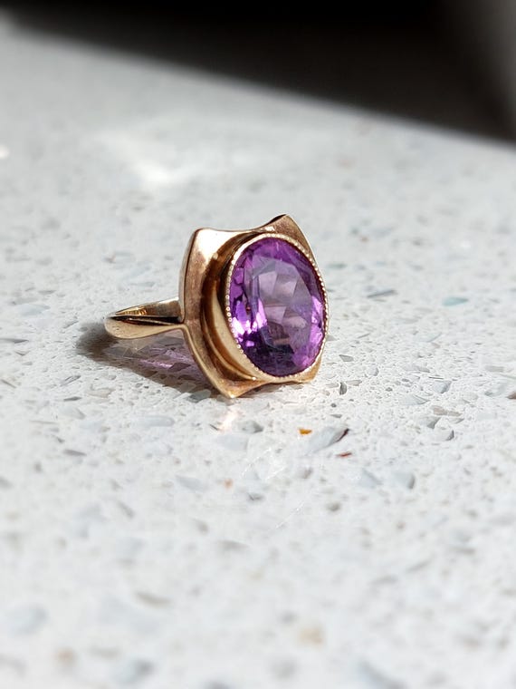 Vintage Amethyst Statement Ring | Solid 9 ct Yell… - image 1