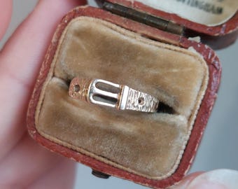 Vintage Buckle Ring | Solid 9 ct Yellow Gold | Size UK J 3/4 US 5.25 EU 50.5 | Layaway and Resizing Available | Fully British Hallmarked