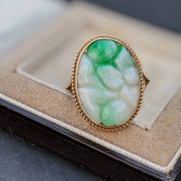 Healing Apple Green Jade Vintage Statement Ring | Size UK M / US 6 1/2 / EU 52.5 | Solid 9 ct Gold | Resizing and Layaway Available