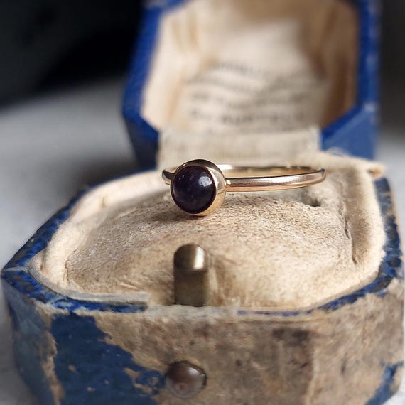 Vintage Amethyst Statement Ring | Solid 9 ct Yell… - image 4