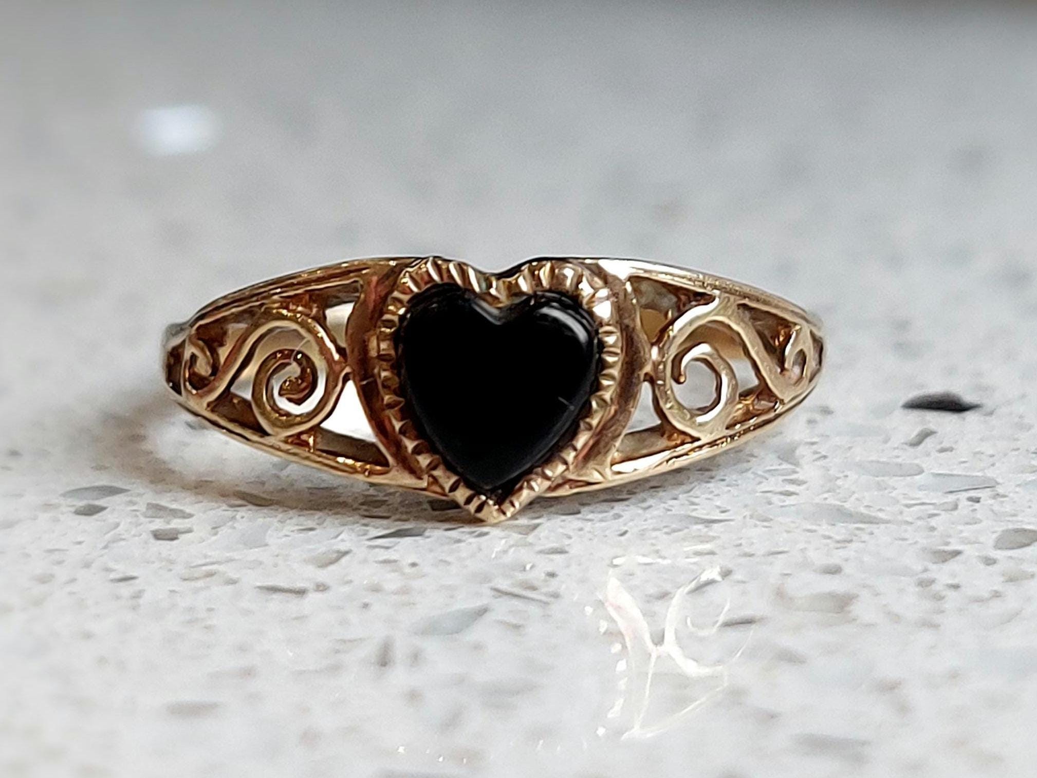 Vintage Onyx Heart Statement Ring Solid Ct Yellow Gold Size