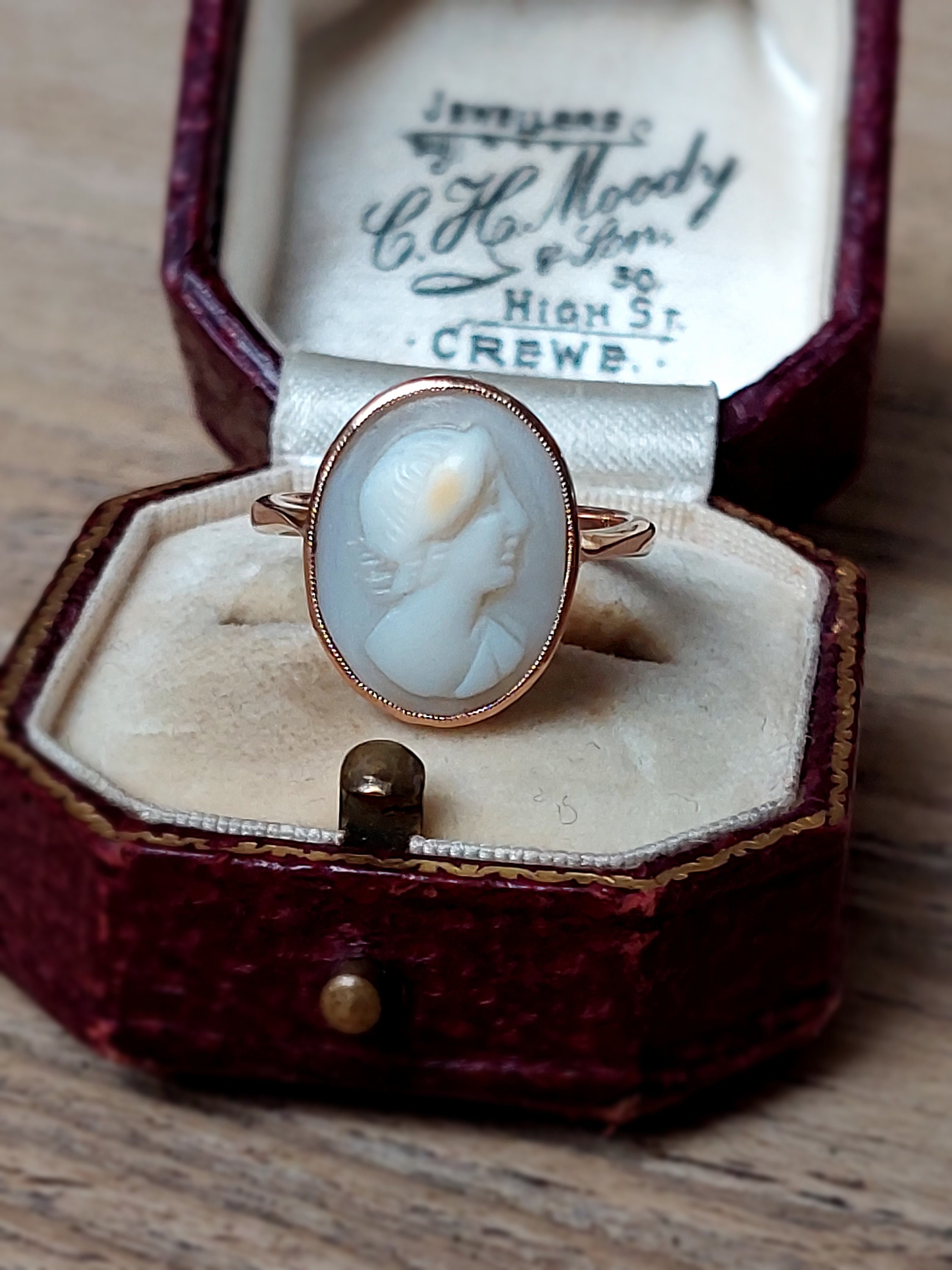 Rose gold cameo ring deals