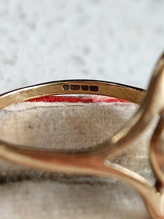 Vintage Celtic Statement Ring | Solid 9ct Yellow … - image 8