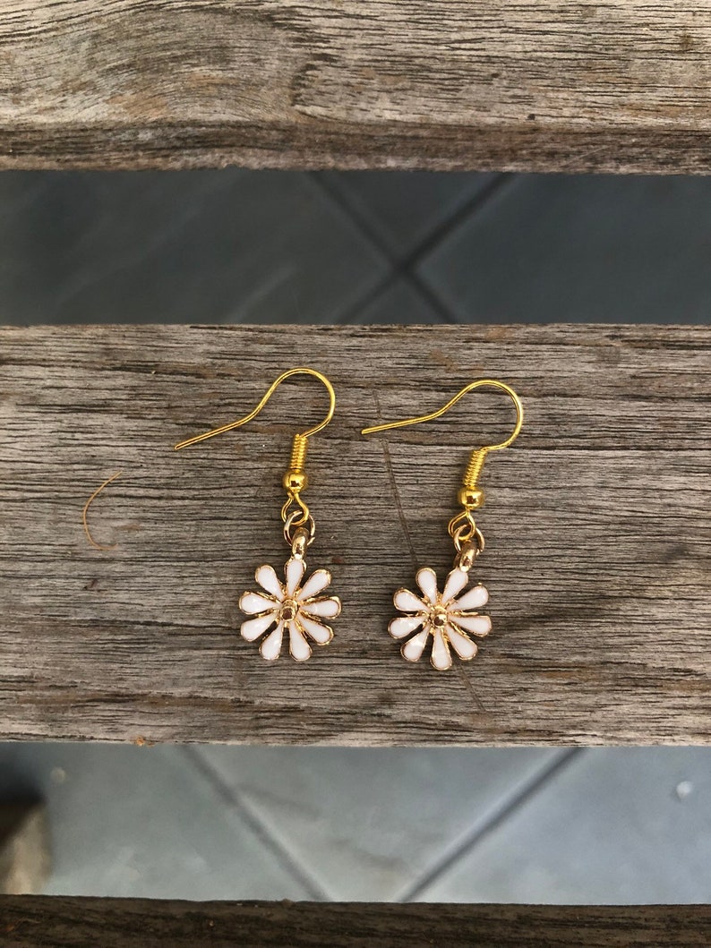 White Flower Hoops Flower Hoop Earrings Flower Earrings Etsy