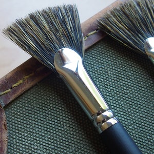 Handmade Oil Paint Brush, Boar Bristle Fan Brush, Long Wooden Handle