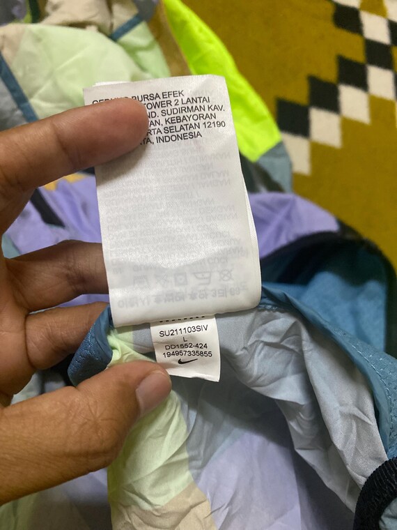 Nike WindRunner Patchwork Jacket - image 8