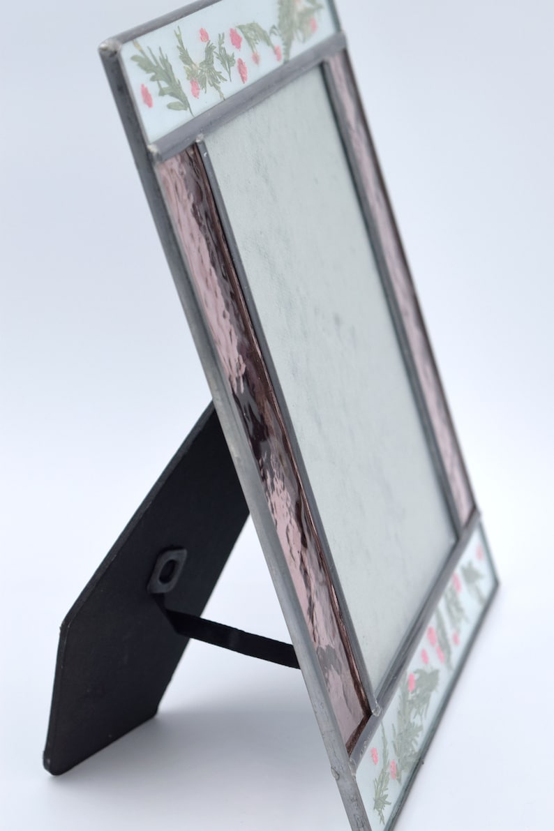 CARR Vintage Stained Glass Photo Frame Easel Back Pressed Dried Flowers and Leaves 8x10 5x7