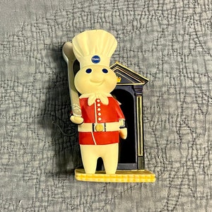 5&quot; England Pillsbury Doughboy International Figurine