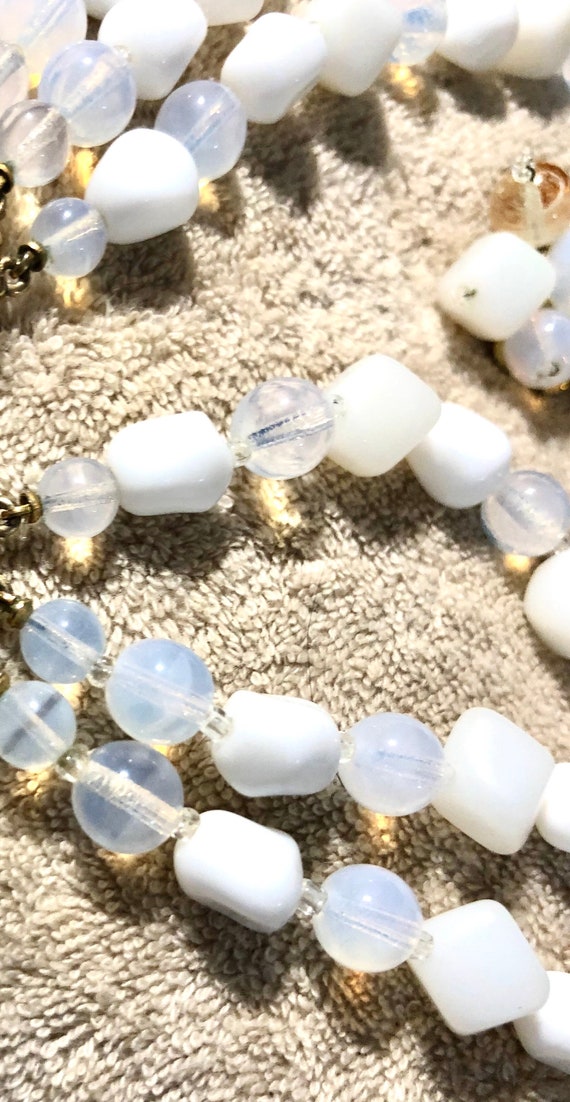 Mid century Marvella White Stones and Clear Beads… - image 8