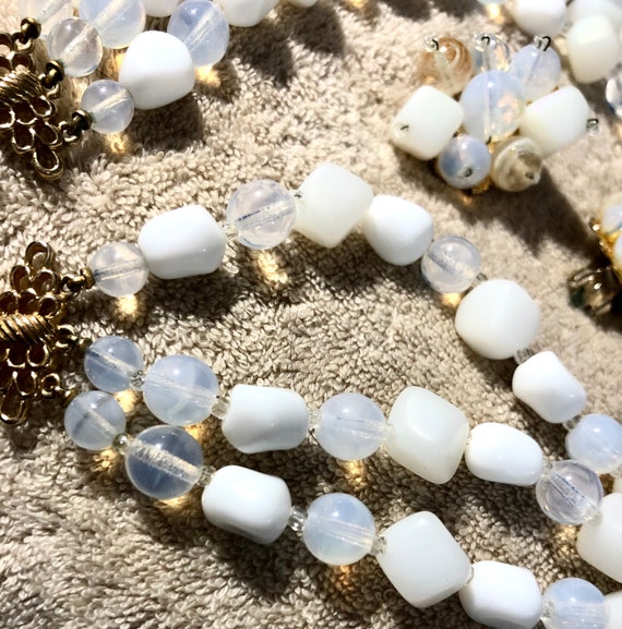 Mid century Marvella White Stones and Clear Beads… - image 3