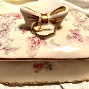 5” Long Mid-century vanity or dresser box soft cream color with bow and gold trim
