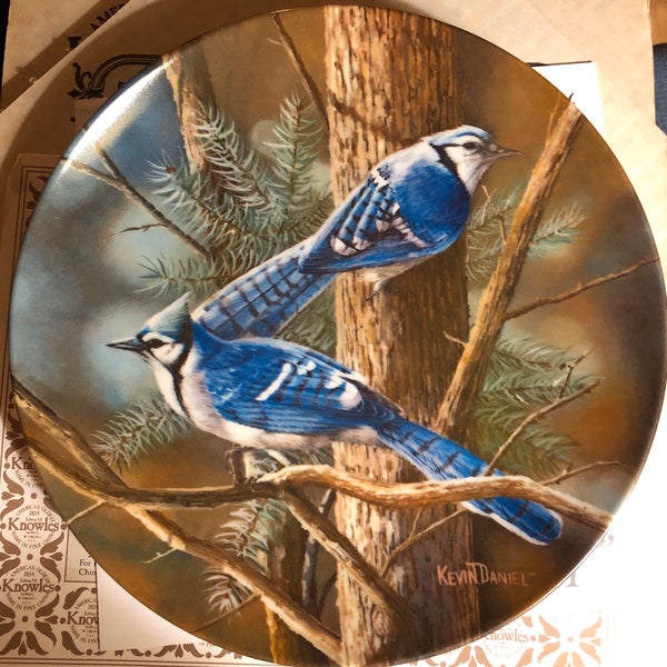 The Blue Jay Collectible Plate, Number two in the series by Encyclopaedia Britannica’s Birds of Your Garden Collection 1985